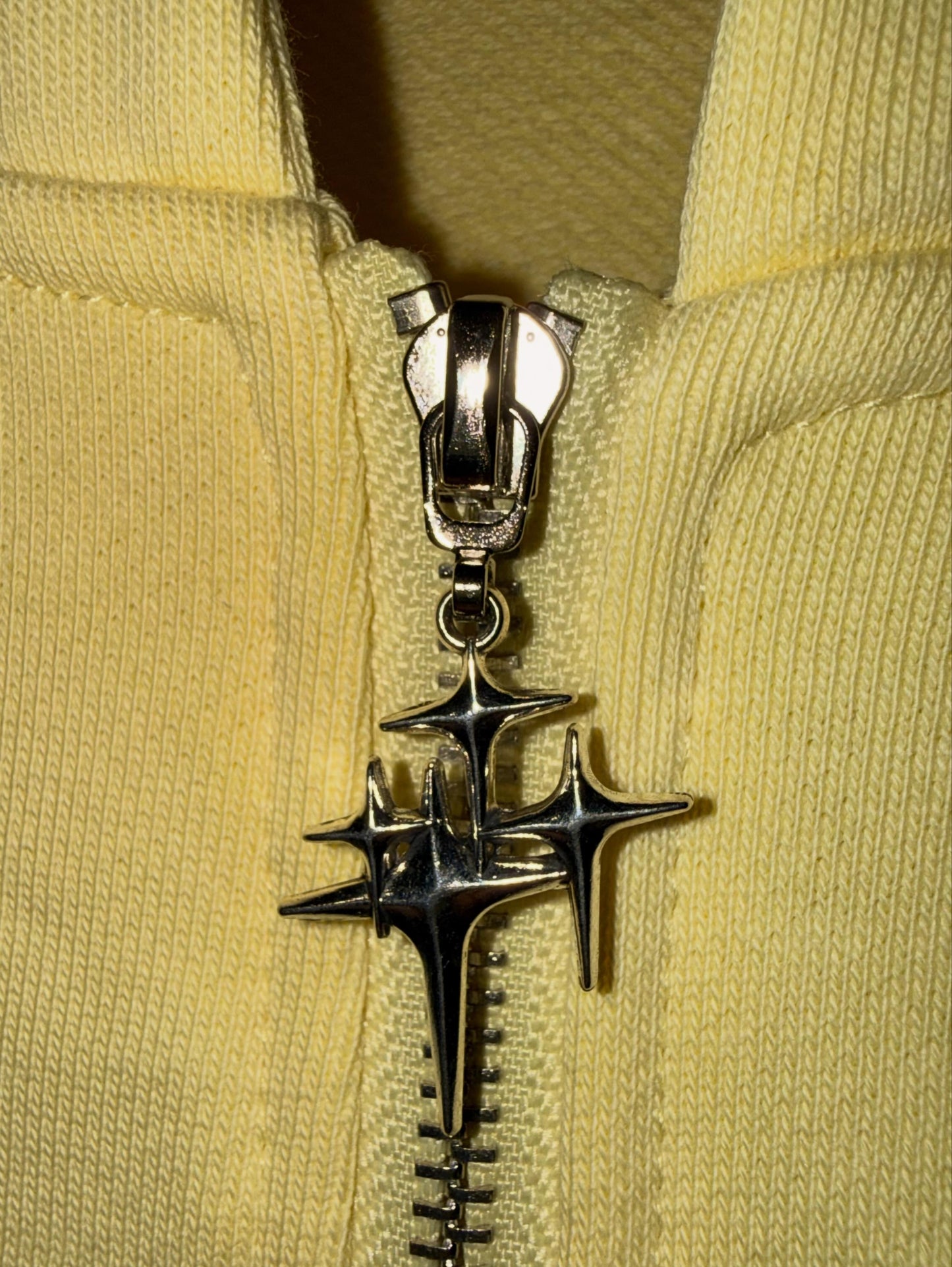 “STAR ERA” SS26 BUTTER ZIP-UP